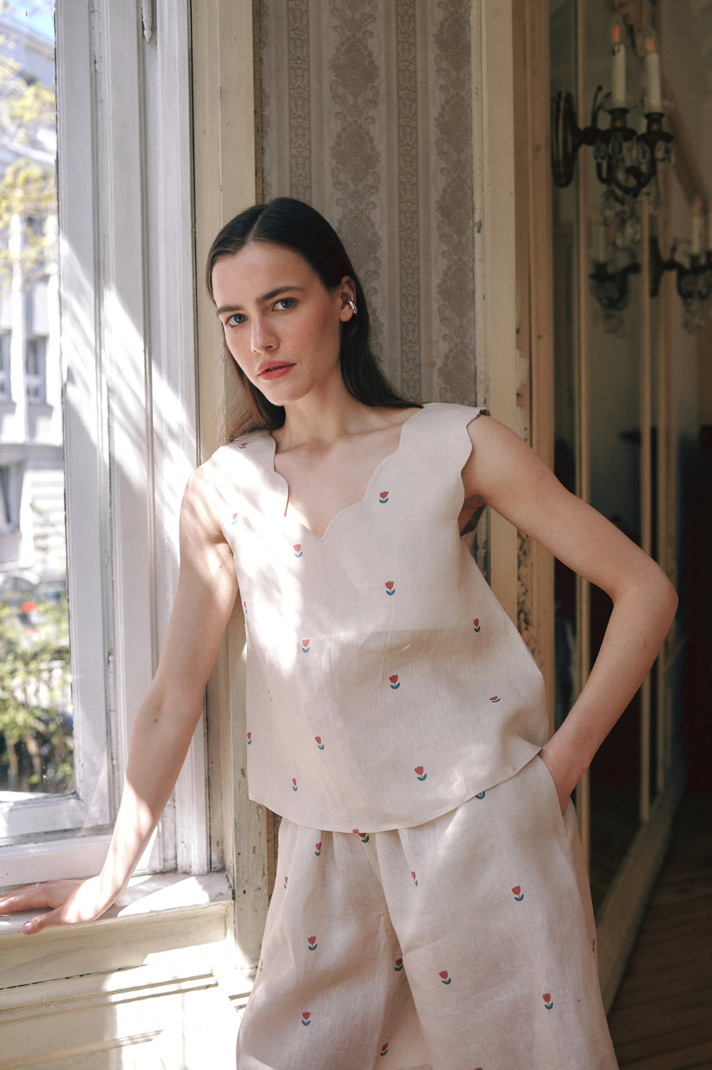 Butter Tulip Linen Shorts
